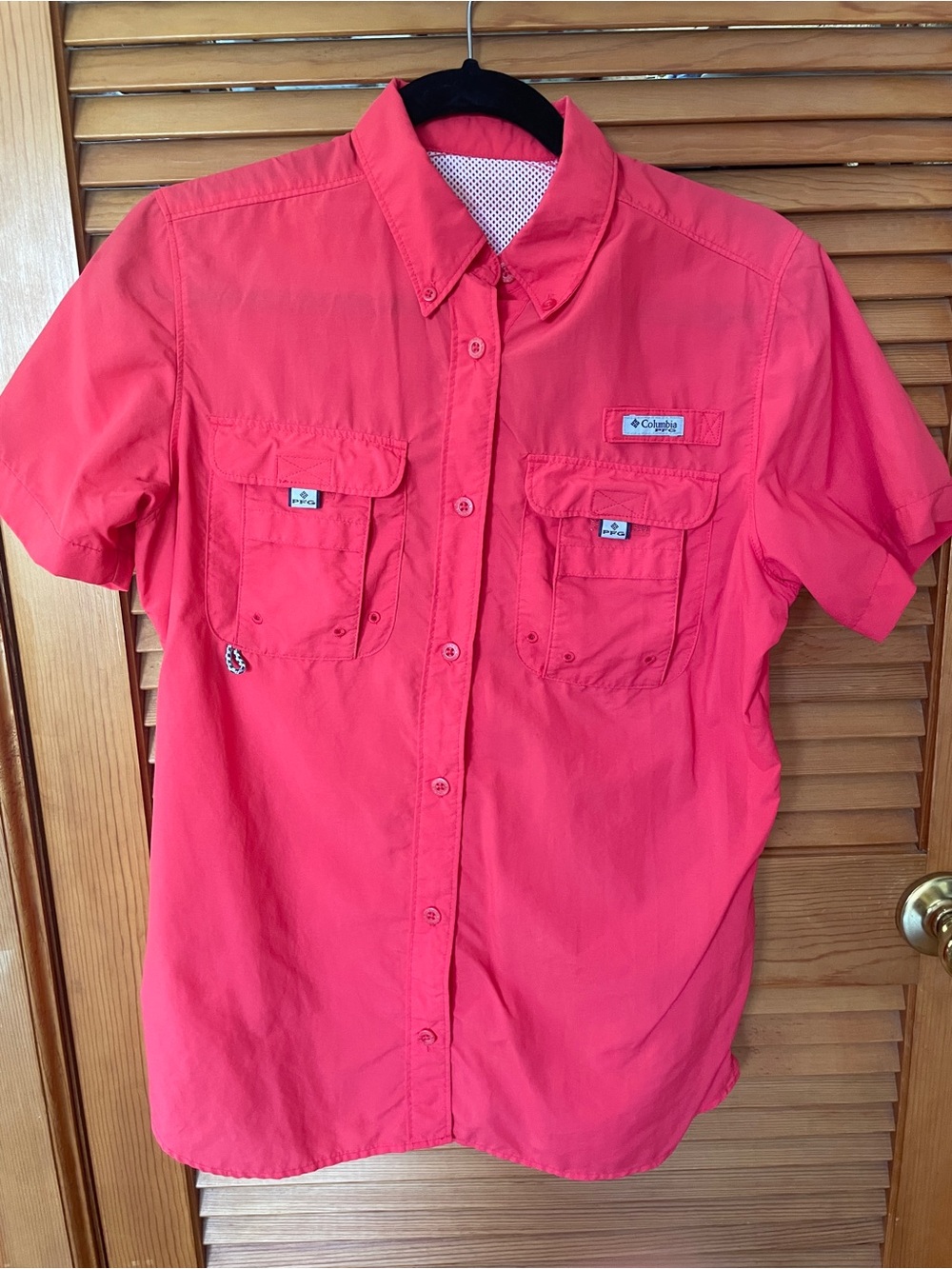 Columbia PFG short sleeve ladies fishing shirt sz small